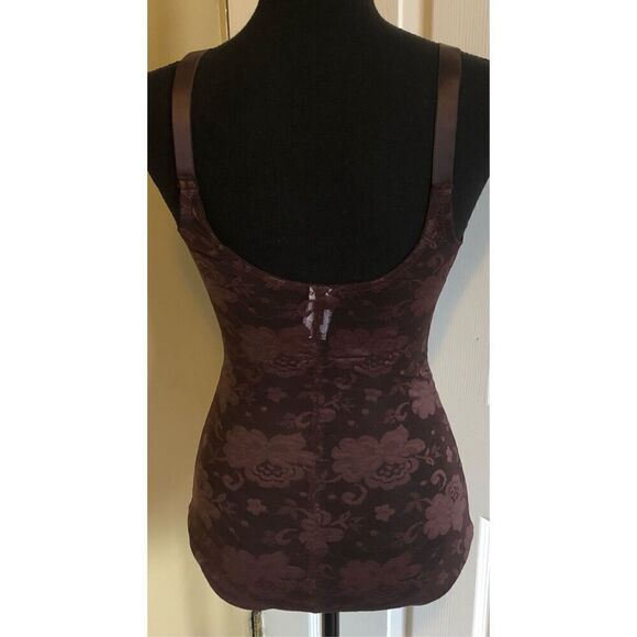 Ashro Lace Shapewear Size 40B - Picture 4 of 9